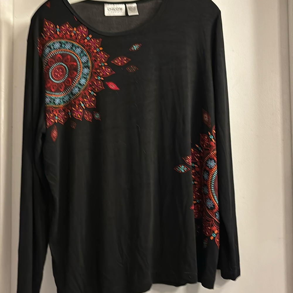 Chico’s size 3-large black Mandela patterned blouse